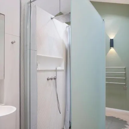 Unique House In The 16 Paris