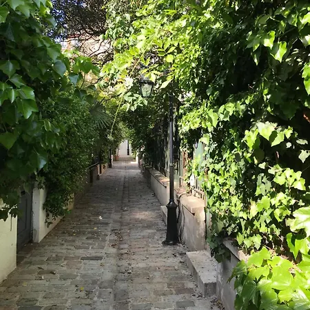 Unique House In The 16 Lejlighed *